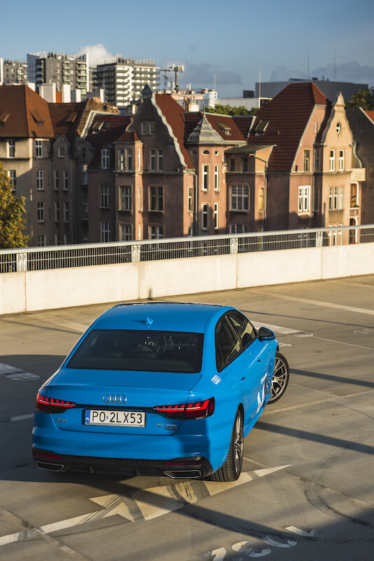 Audi A4 Limousine